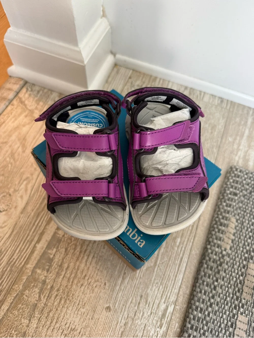 NIB Columbia toddler techsun Velcro Strap Sandals